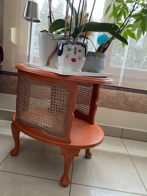 Table d'Appoint ovale avec cannage – Image 5