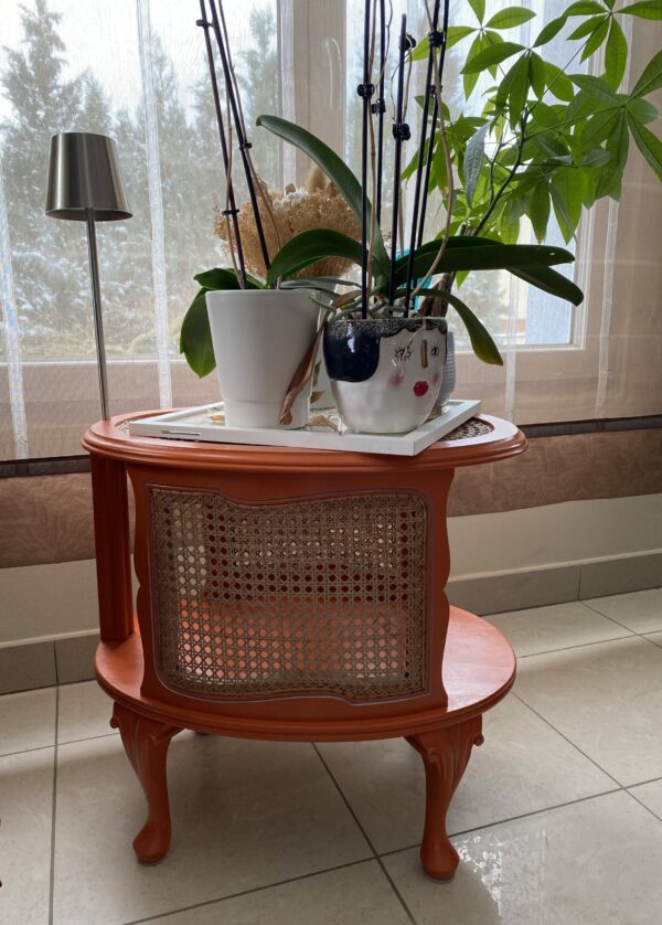 Table d'Appoint ovale avec cannage