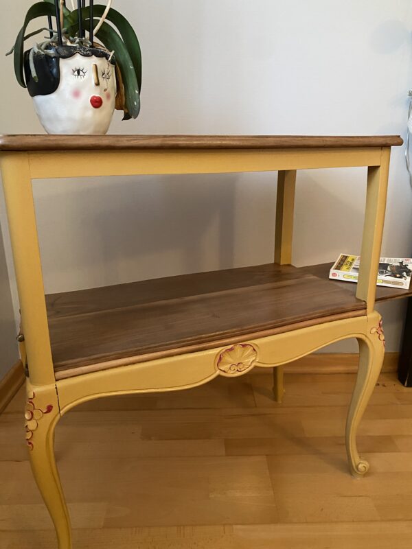 Table d’appoint 2 plateaux en plaqué noyer d’époque 1940. – Image 4